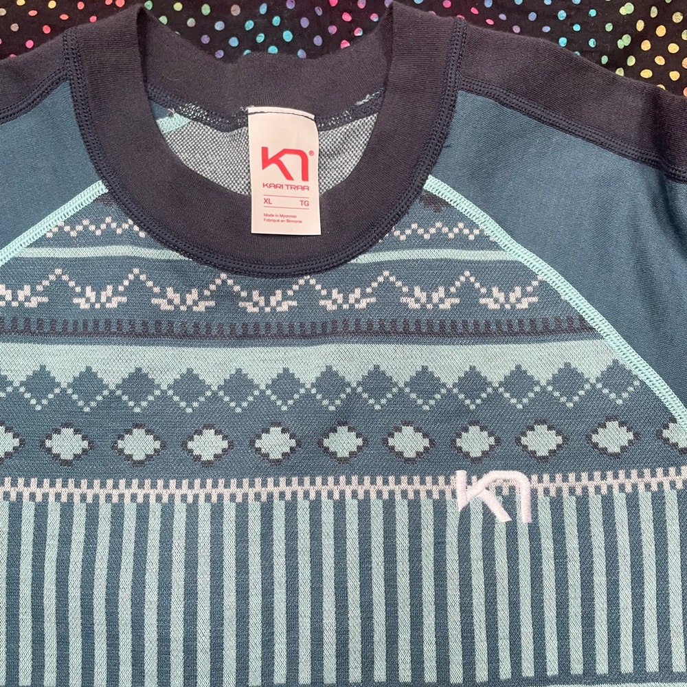 Kari Traa base layer - wool warm and cozy - size XL - great for skiing and apres